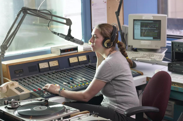 What Impact Did the 1996 Telecommunications Act Have on Local Musicians?
